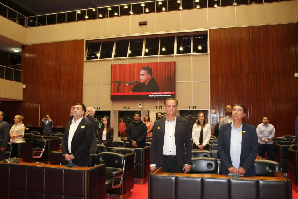 ALMG concede título de Cidadania Honorária ao ex-presidente da ABIH Nacional, Manoel Cardoso Linhares