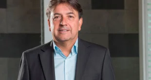 Alex Veiga