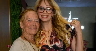 Floresça: Chá de Mulheres