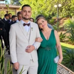 A entrada do Lucas com a mãe, Regina Maria
