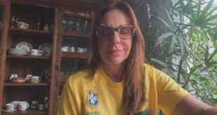 Jornalista Flávia Jannuzzi